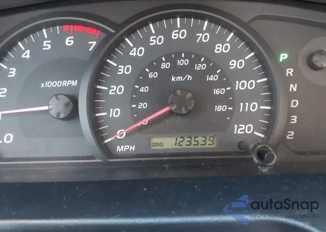 2006 Toyota Tundra Sr5 V8 z USA, uszkodzony, nr VIN 5TBDT441X6S538822